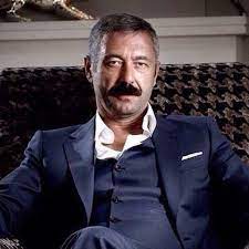 Sedat ahin Kimdir?
