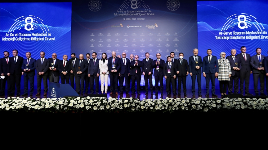 Teknoloji Gelitirme Blgeleri ve Ar-Ge Merkezleri dlleri sahiplerini buldu