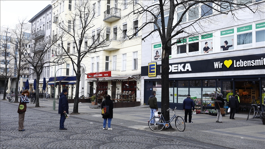 Alman firmalarn istihdam eilimi, Kovid-19 endieleriyle aralkta dt