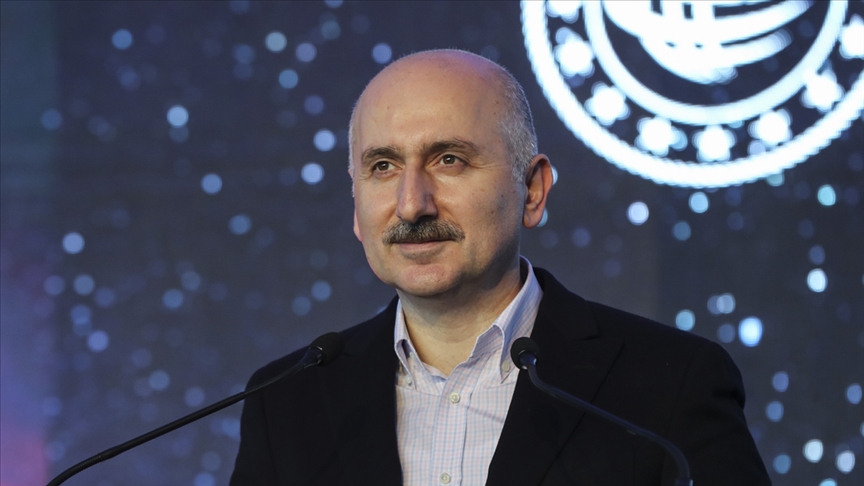 Bakan Karaismailolu: Bu yl ulatrma ve haberleme projelerine tarihi imzalar attk