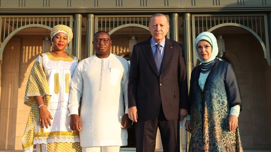 Cumhurbakan Erdoan, Sierra Leone Cumhurbakan Bio ile bir araya geldi
